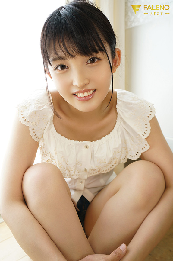 「新人 Hな好奇心が旺盛なほぼ処女 堀沢茉由 AV Debut」03