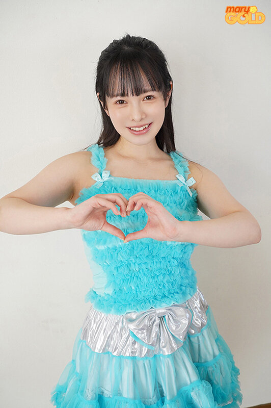 「憧れのアイドルが僕の妹！？ラッキーと思ったら実はツンデレ超肉食系ヤリマンで肉バイブにされて抜かれまくる同棲生活 月見若葉」01