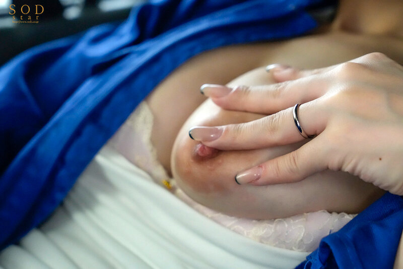 「配送中NTR 既婚ベテランドライバーの配送に付いて回るうち車中で襲われてしまった新婚人妻 MINAMO」07