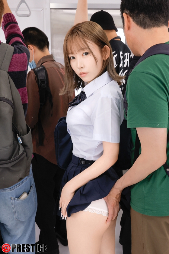 「【配信専用VR動画】電車セックス 女の子を助けたらめちゃくちゃヤラせてくれた 七嶋舞」01